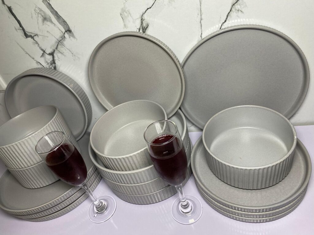 Healthy  - THE FOODS ESSENTIAL NUTRIENTS, VITAMINS AND TASTE will be preserved plus you'll take advantage of maintaining the foods natural crunch